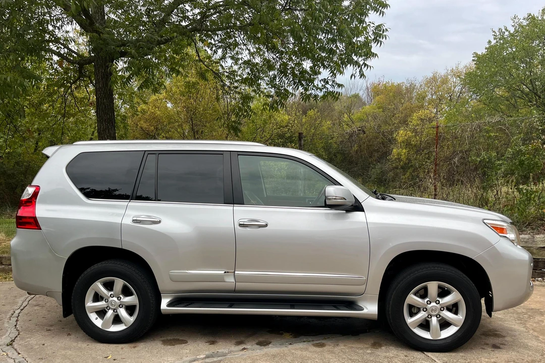 2012 Lexus GX 2nd Gen - Image 3 of 31