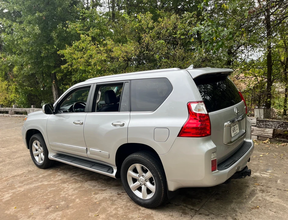 2012 Lexus GX 2nd Gen - Image 18 of 31