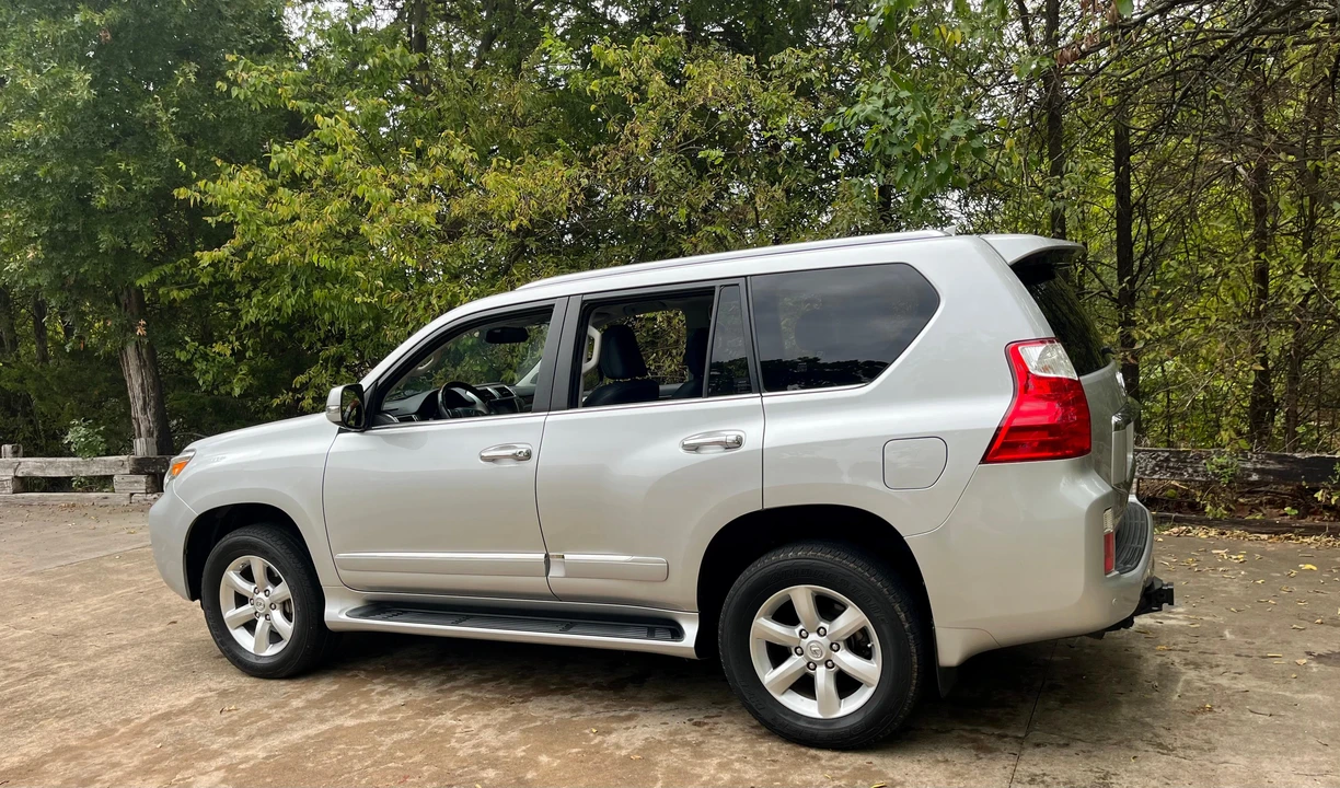 2012 Lexus GX 2nd Gen - Image 17 of 31