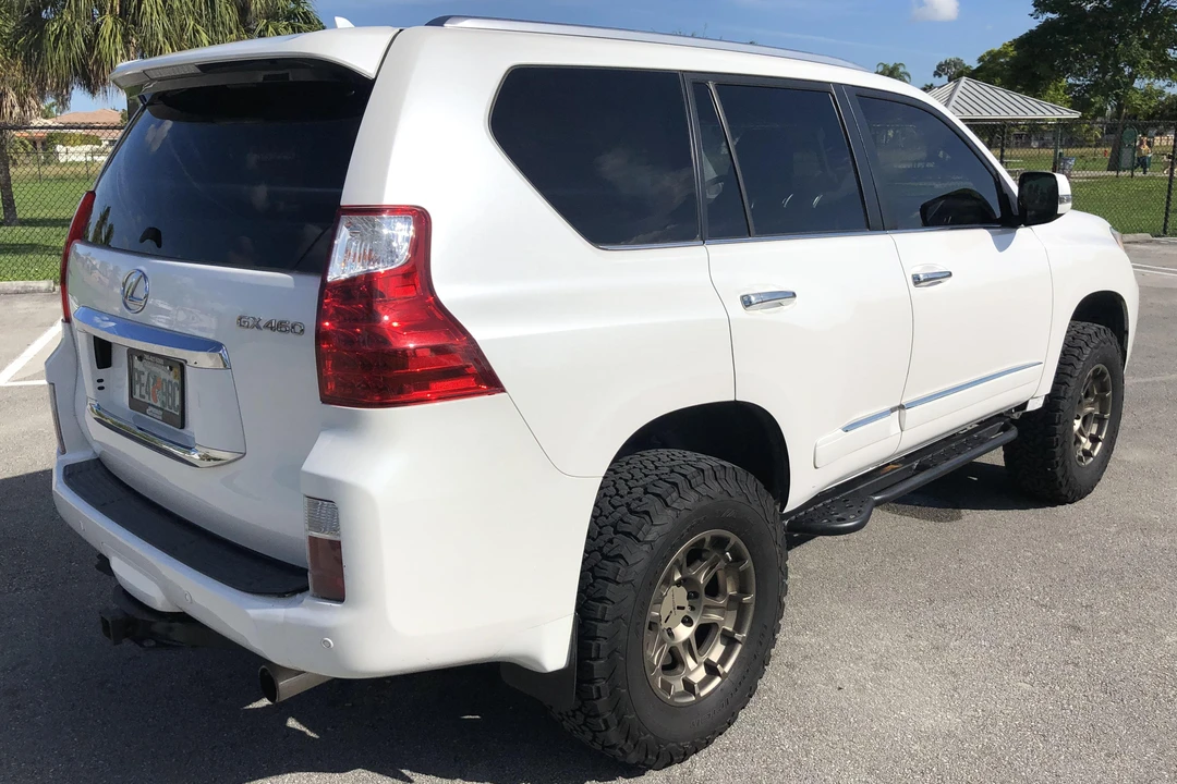 2012 Lexus GX 2nd Gen - Image 4 of 31