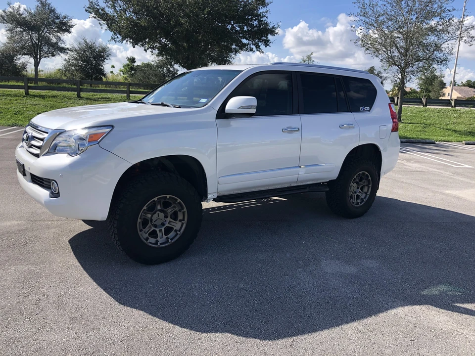 2012 Lexus GX 2nd Gen - Image 16 of 31