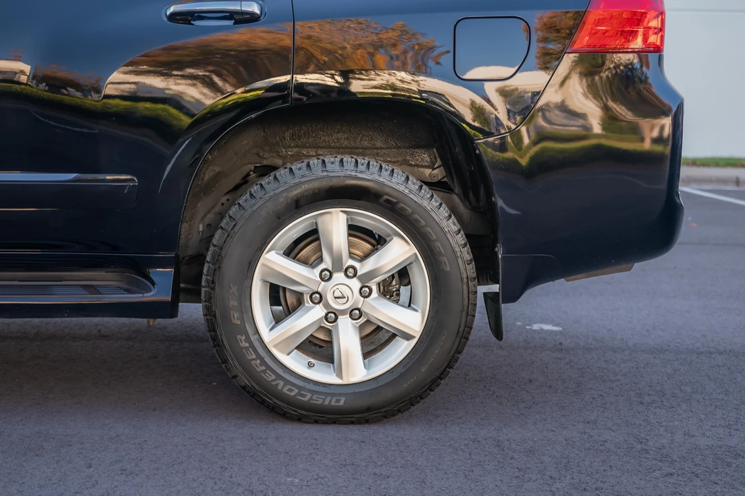 2012 Lexus GX 2nd Gen - Image 19 of 31