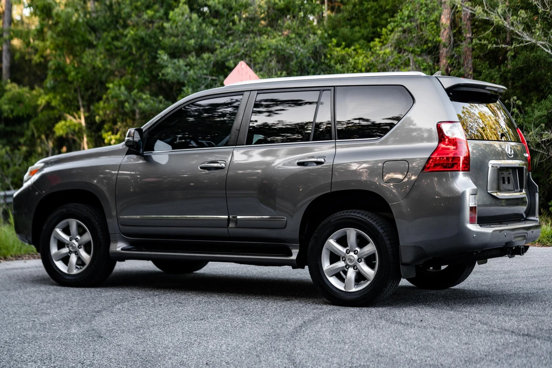 2012 Lexus GX 2nd Gen - Image 3 of 31