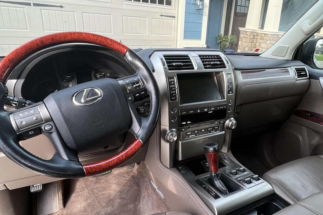 2012 Lexus GX 2nd Gen - Image 29 of 31