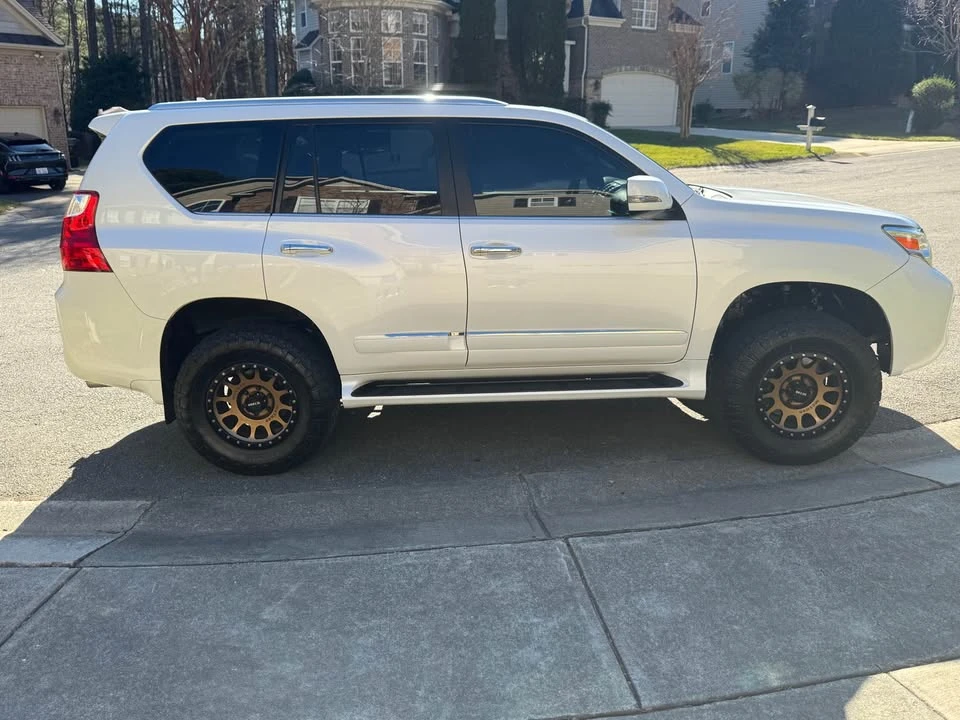2012 Lexus GX 2nd Gen - Image 2 of 17