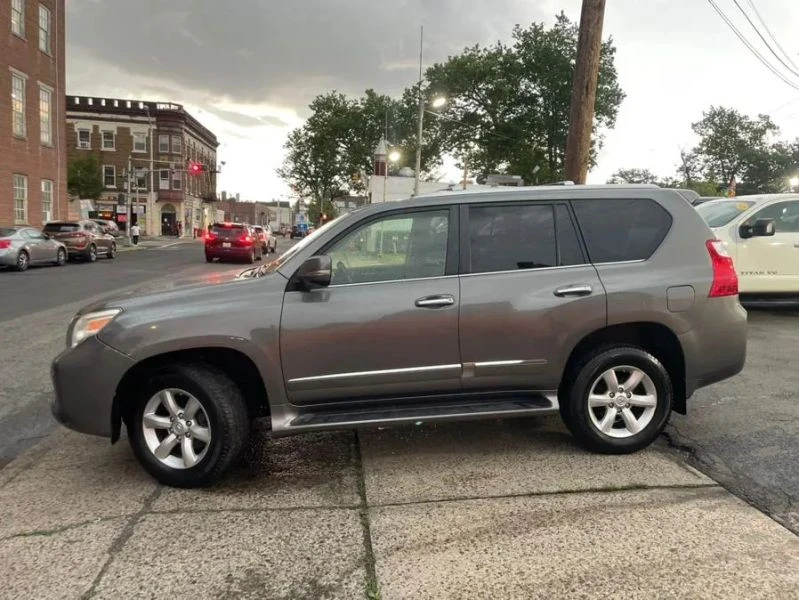 2012 Lexus GX 2nd Gen - Image 3 of 12