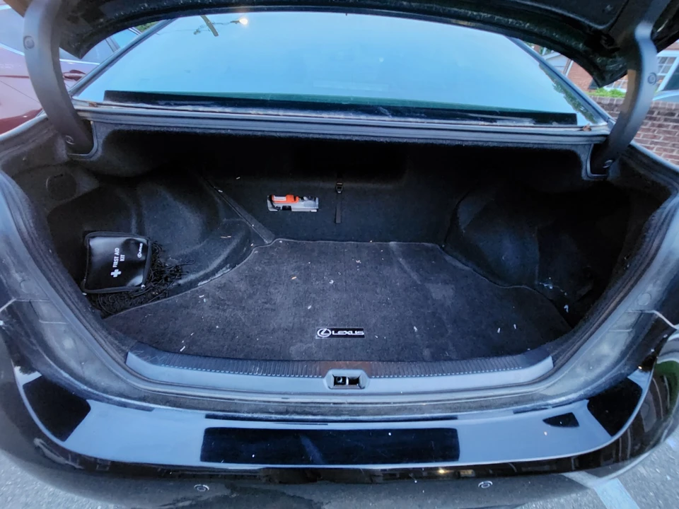 2012 Lexus HS - Image 16 of 21