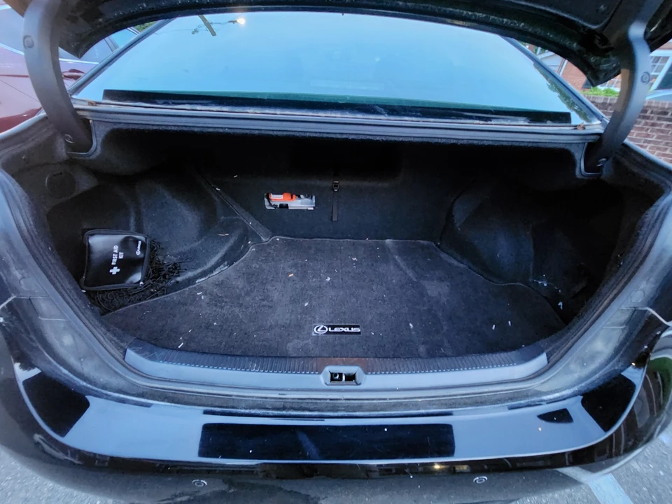 2012 Lexus HS - Image 17 of 23