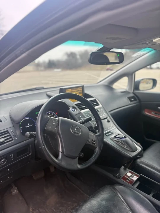 2012 Lexus HS - Image 10 of 14