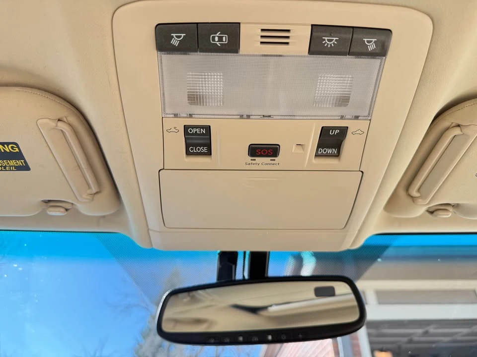 2012 Lexus HS - Image 16 of 20
