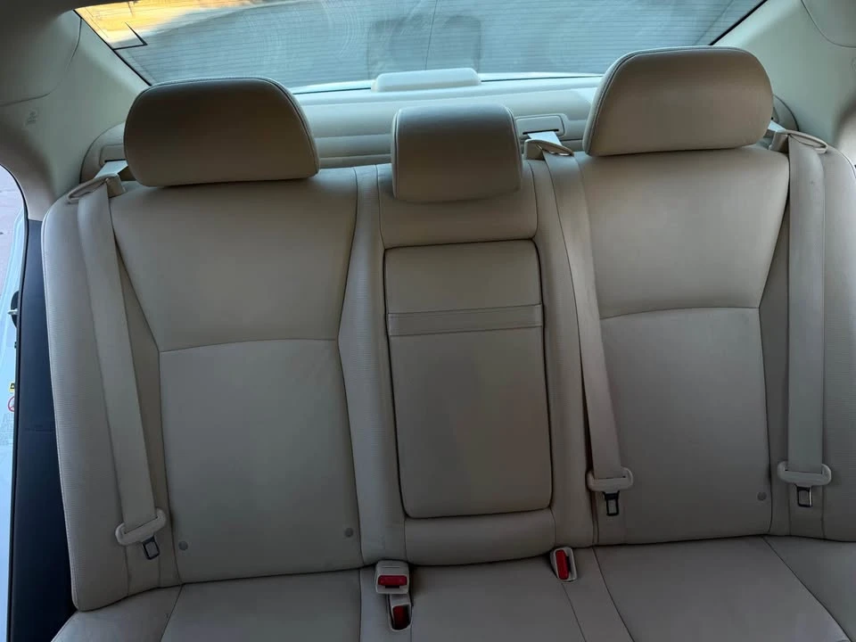 2012 Lexus HS - Image 9 of 20