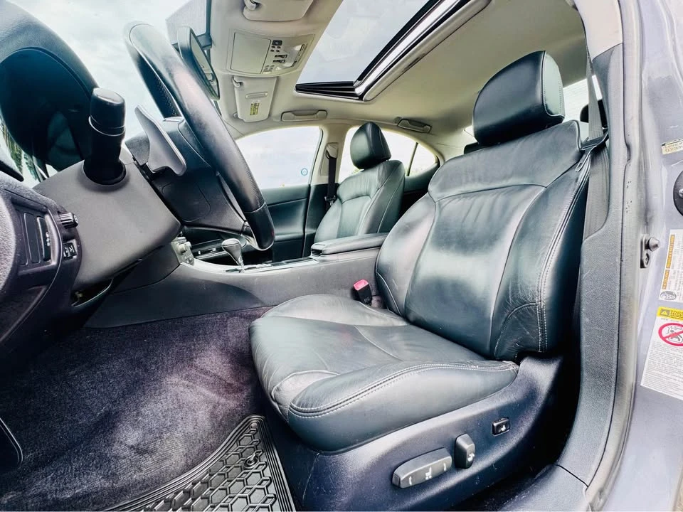 2012 Lexus IS 2nd Gen - Image 5 of 11