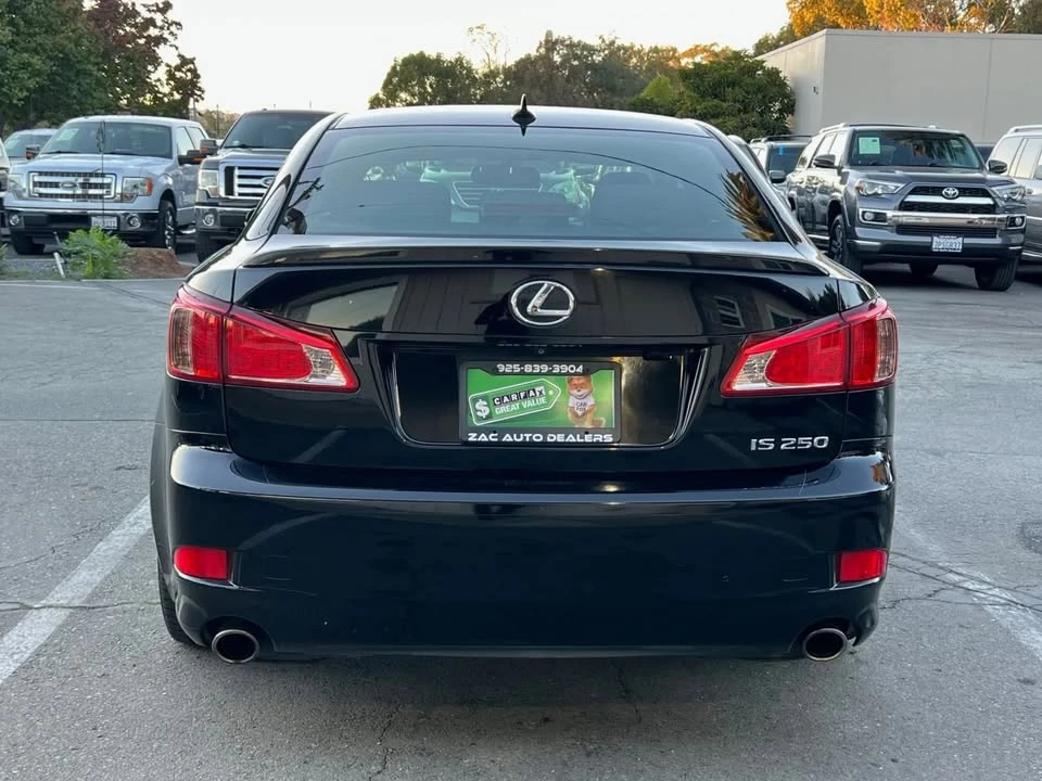 2012 Lexus IS 2nd Gen - Image 4 of 15