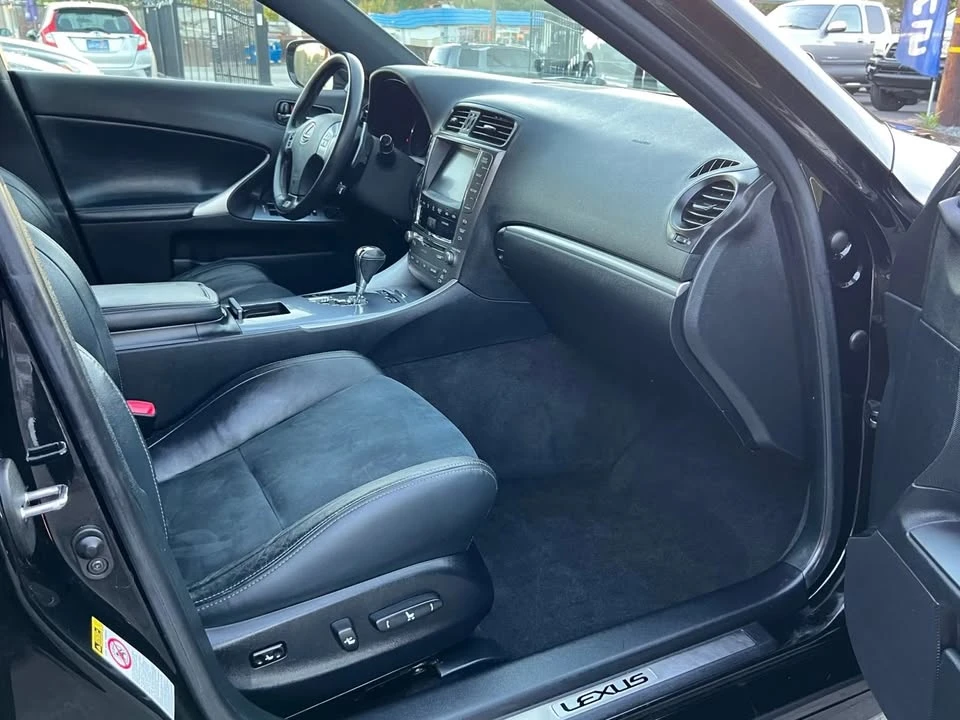 2012 Lexus IS 2nd Gen - Image 11 of 15