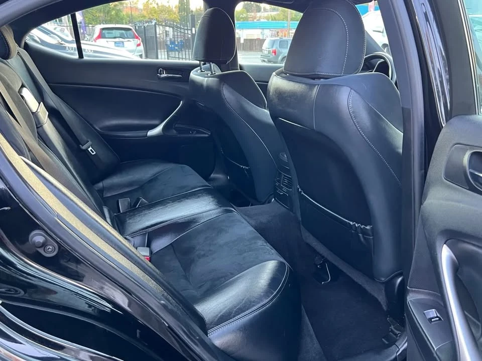 2012 Lexus IS 2nd Gen - Image 10 of 15