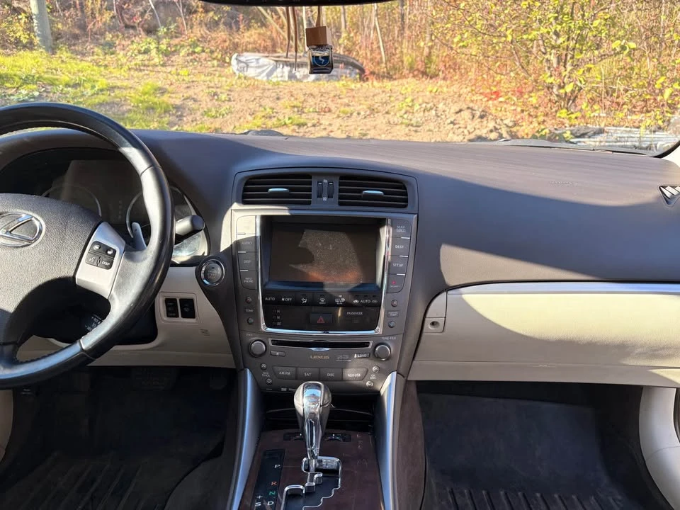 2012 Lexus IS 2nd Gen - Image 6 of 8