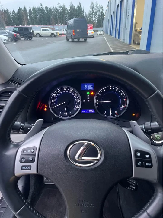 2012 Lexus IS 2nd Gen - Image 7 of 12