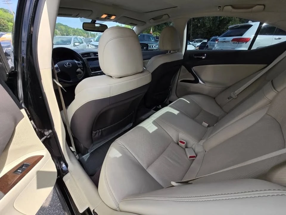 2012 Lexus IS 2nd Gen - Image 9 of 15