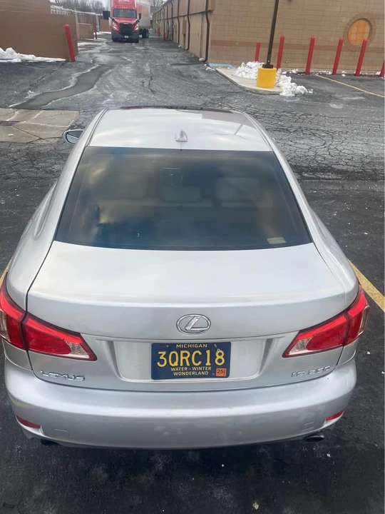 2012 Lexus IS 2nd Gen - Image 6 of 12