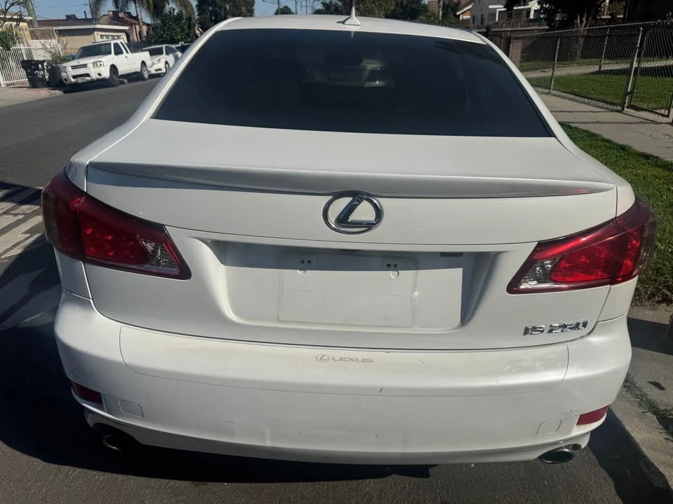 2012 Lexus IS 2nd Gen - Image 9 of 10