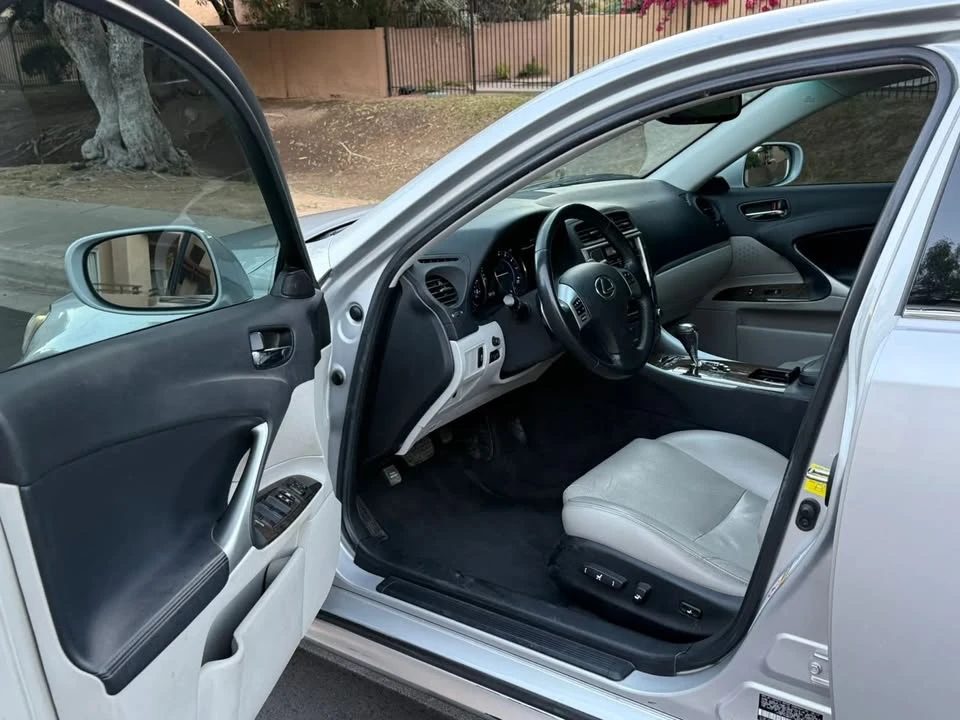 2012 Lexus IS 2nd Gen - Image 8 of 18