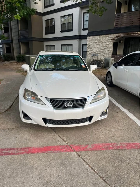 2012 Lexus IS 2nd Gen - Image 4 of 5