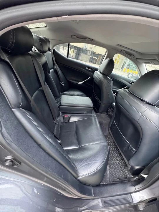 2012 Lexus IS 2nd Gen - Image 4 of 10