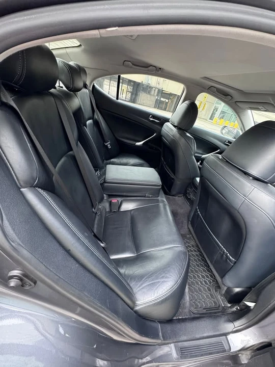 2012 Lexus IS 2nd Gen - Image 5 of 10