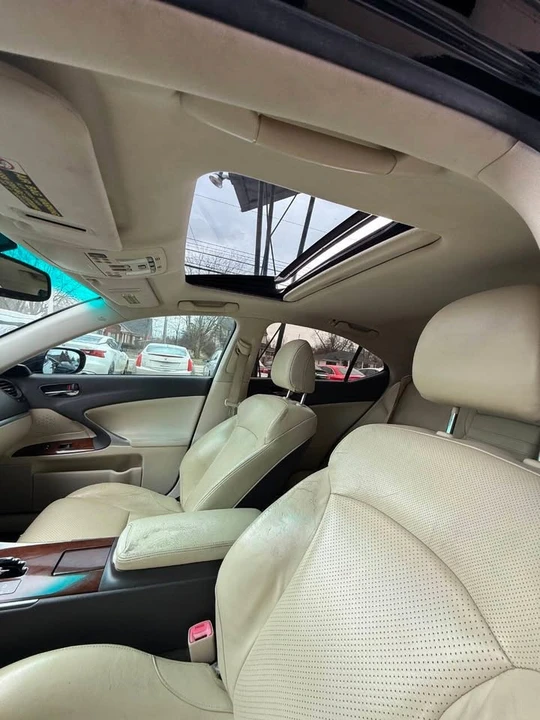 2012 Lexus IS 2nd Gen - Image 17 of 18