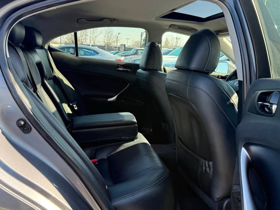 2012 Lexus IS 2nd Gen - Image 17 of 20