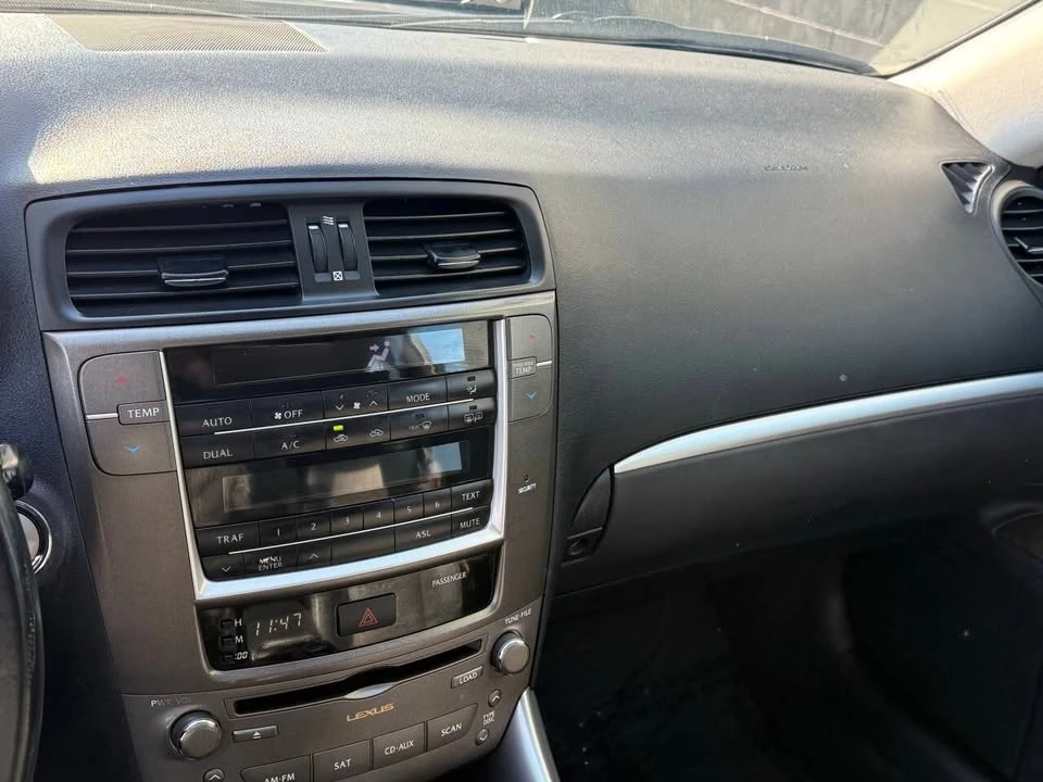 2012 Lexus IS 2nd Gen - Image 13 of 20