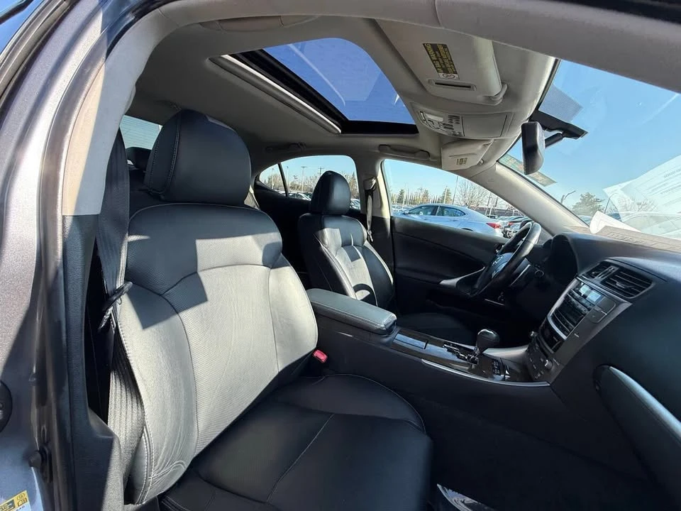 2012 Lexus IS 2nd Gen - Image 19 of 20