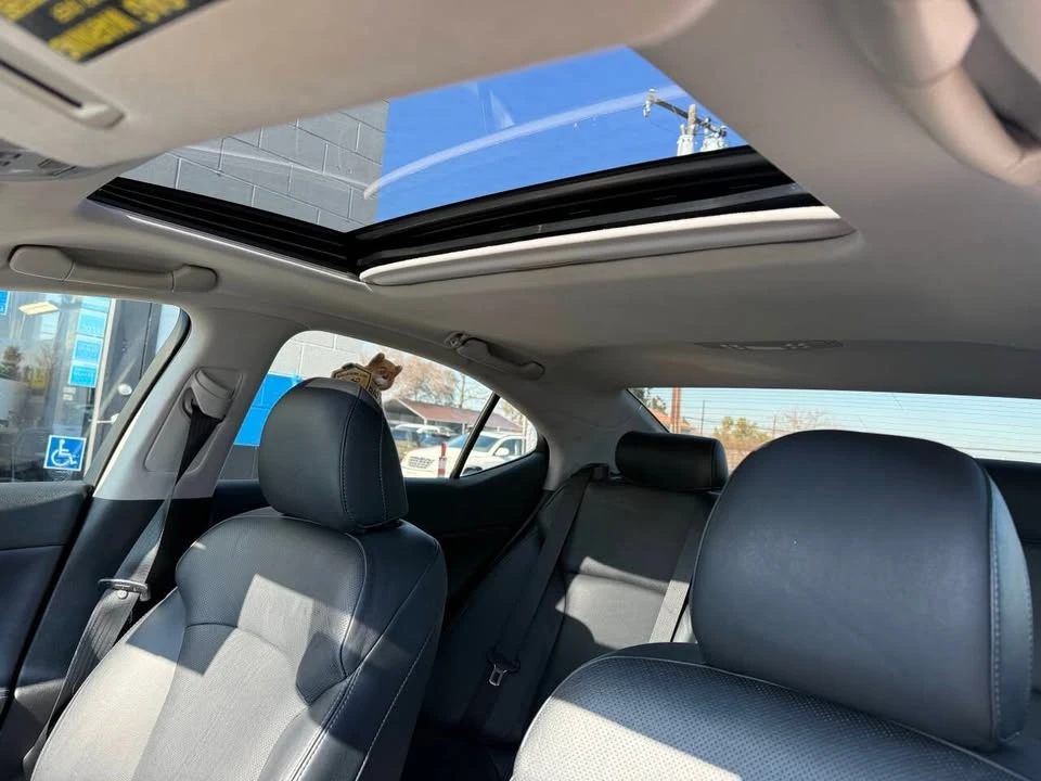 2012 Lexus IS 2nd Gen - Image 10 of 20