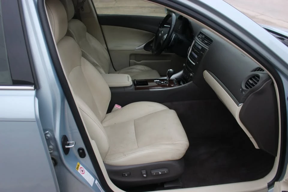 2012 Lexus IS 2nd Gen - Image 13 of 20