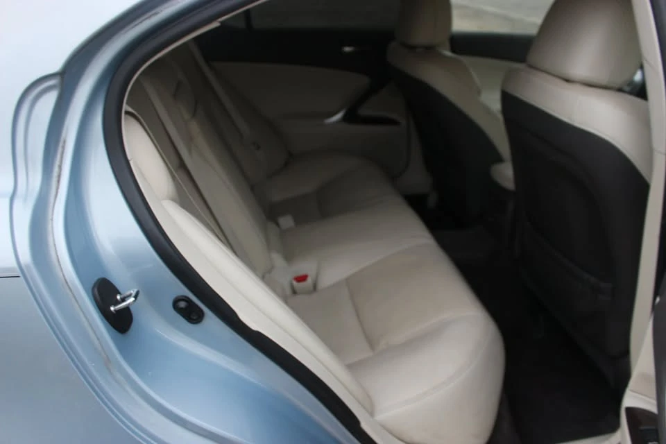 2012 Lexus IS 2nd Gen - Image 18 of 20