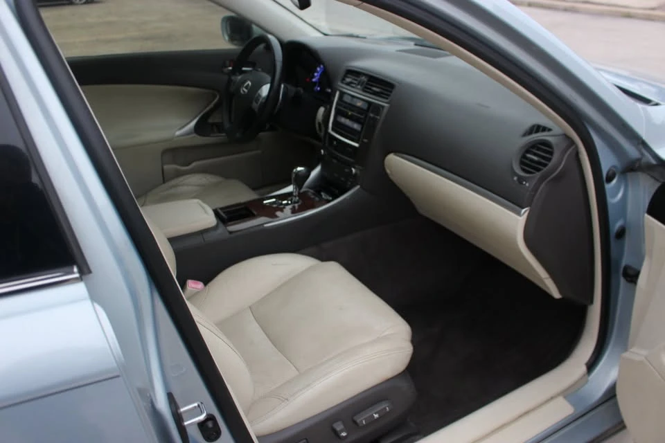 2012 Lexus IS 2nd Gen - Image 14 of 20