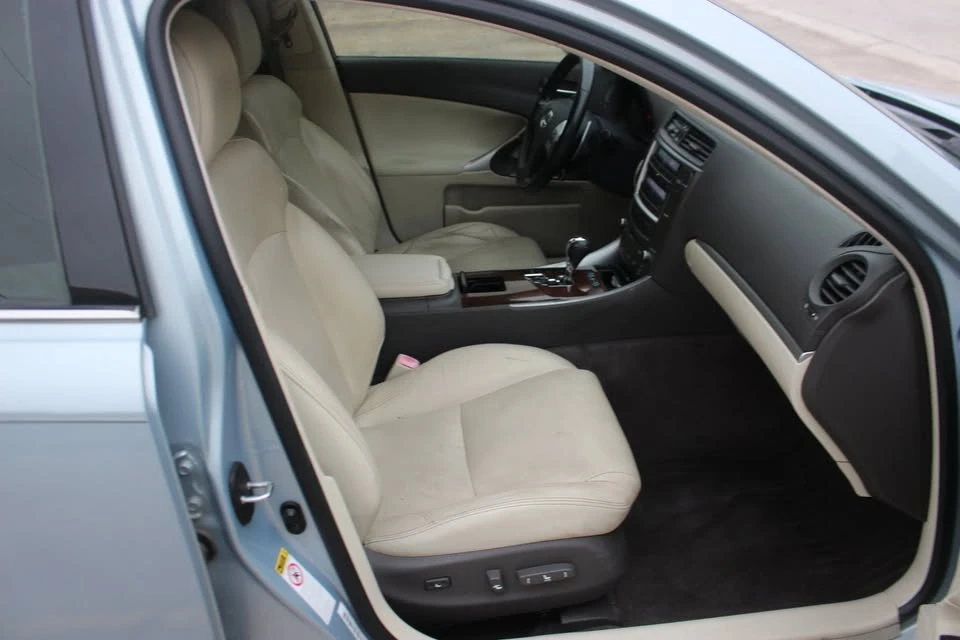 2012 Lexus IS 2nd Gen - Image 12 of 20