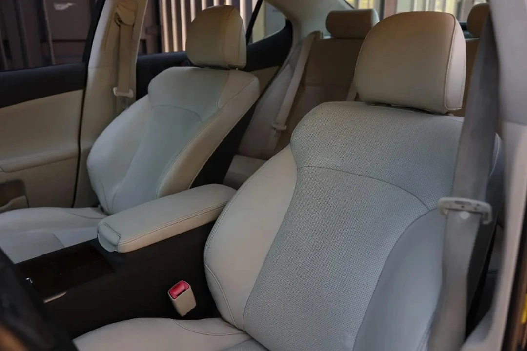 2012 Lexus IS 2nd Gen - Image 8 of 12