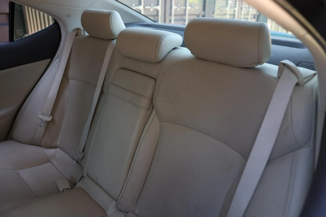 2012 Lexus IS 2nd Gen - Image 10 of 12