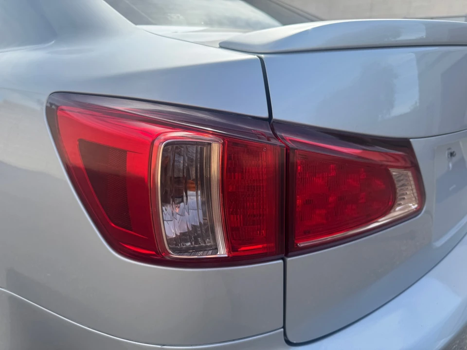 2012 Lexus IS 2nd Gen - Image 17 of 21