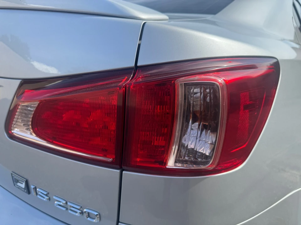 2012 Lexus IS 2nd Gen - Image 16 of 21