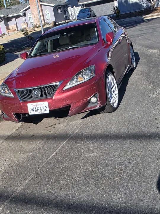 2012 Lexus IS 2nd Gen - Image 4 of 8