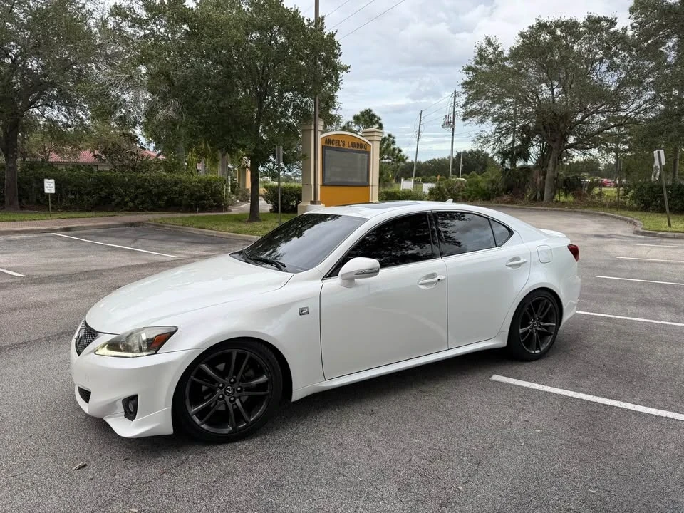 2012 Lexus IS 2nd Gen - Image 4 of 13