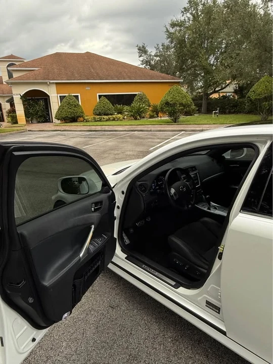 2012 Lexus IS 2nd Gen - Image 7 of 13