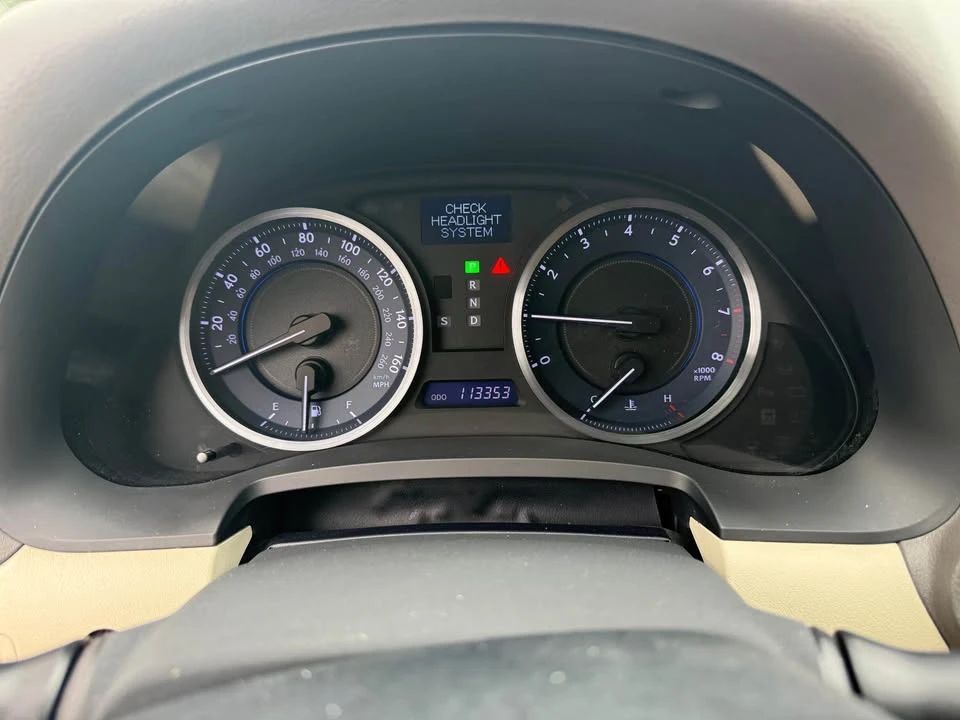 2012 Lexus IS 2nd Gen - Image 7 of 10