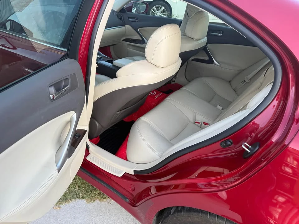 2012 Lexus IS 2nd Gen - Image 8 of 10