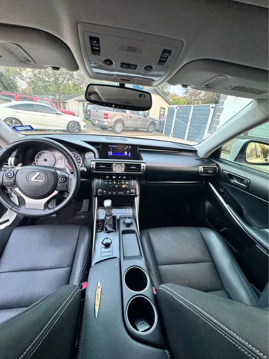 2012 Lexus IS 2nd Gen - Image 17 of 18