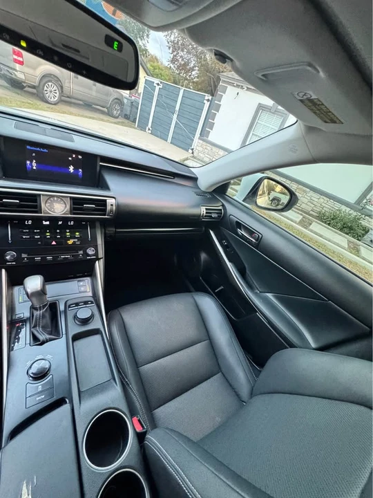 2012 Lexus IS 2nd Gen - Image 15 of 18