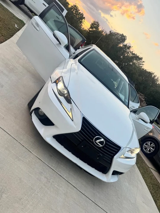 2012 Lexus IS 2nd Gen - Image 9 of 18