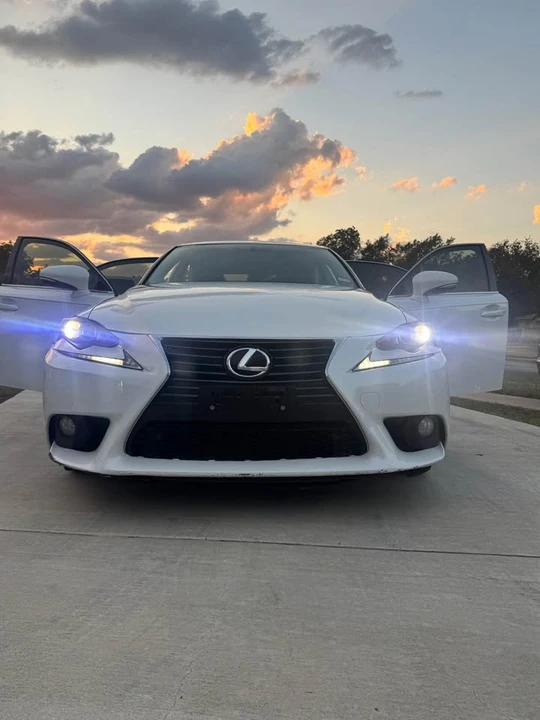 2012 Lexus IS 2nd Gen - Image 7 of 18